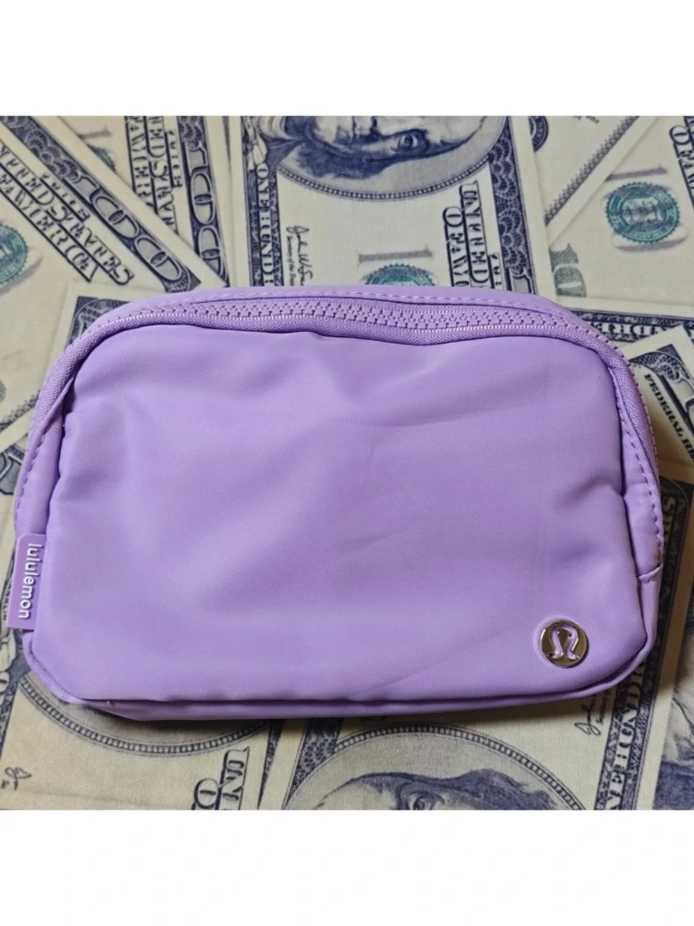 lululemon athletica Lavender Zip Cosmetic Pouch lululemon athletica Lavender Zip Cosmetic Pouch
